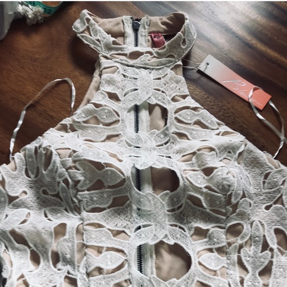 Lace Dress Size 10 - Picture 2 of 6